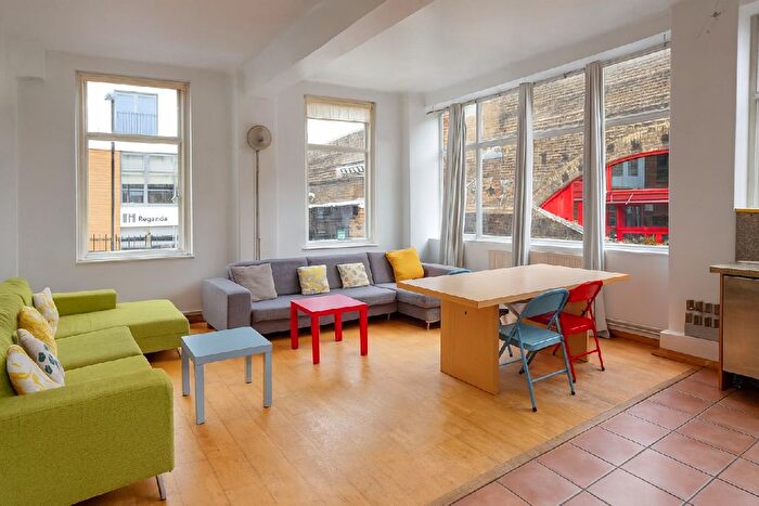 3 Bedroom Flat To Rent In Laburnum Street, London, E2