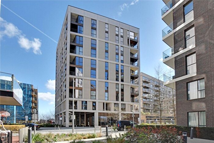 2 Bedroom Flat For Sale In The Fulmar, Reminder Lane, Greenwich, London, SE10