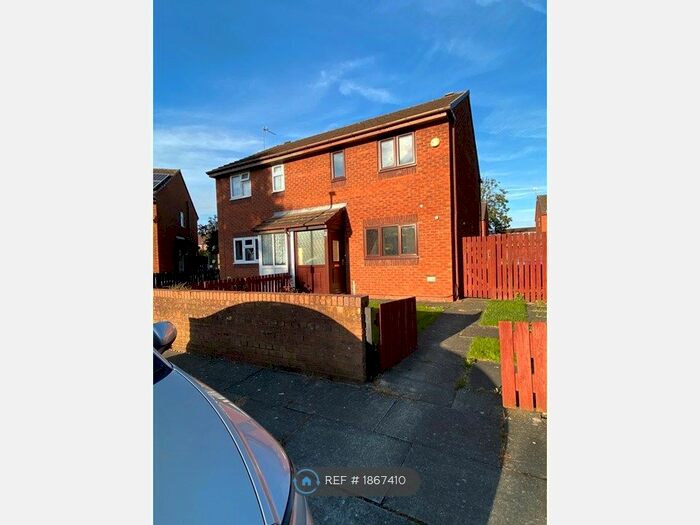 2 Bedroom Semi-Detached House To Rent In Wheatear Close, Liverpool, L27
