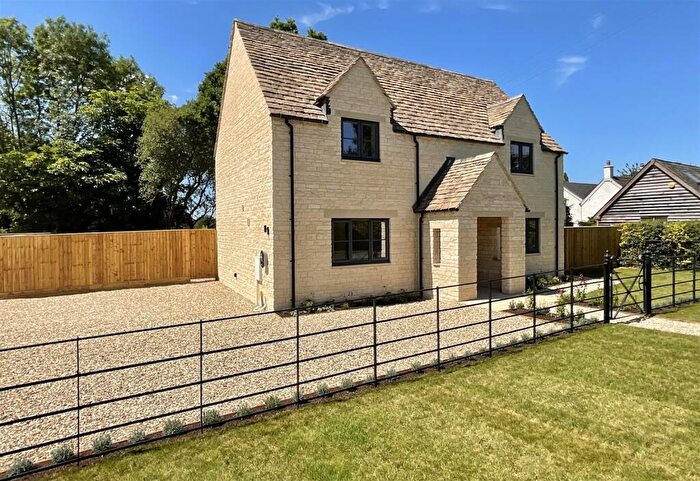3 Bedroom Detached House For Sale In Upper Minety, Near Cirencester, SN16