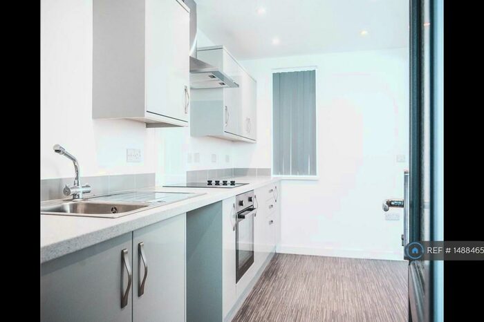 1 Bedroom Flat To Rent In Lonsdale Street, Stoke-On-Trent, ST4