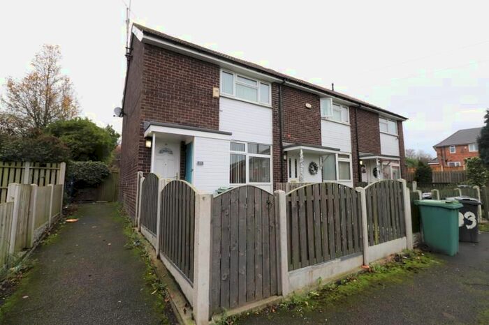 2 Bedroom Terraced House To Rent In Broom Gardens, Leeds LS10