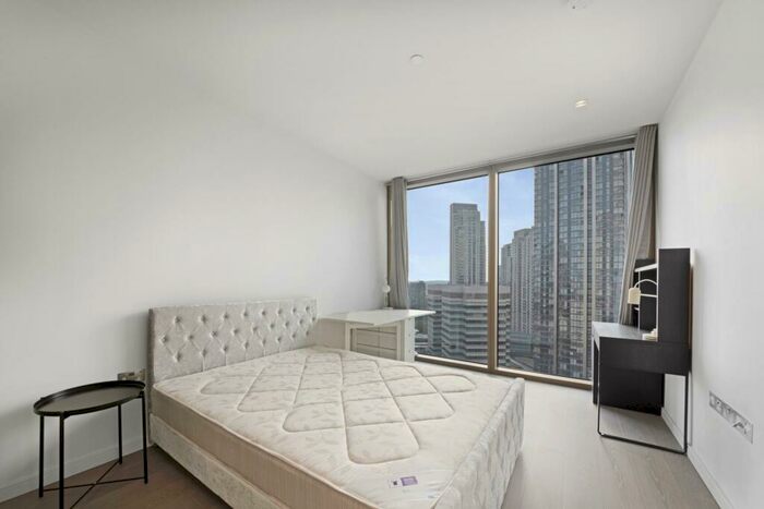 2 Bedroom Apartment To Rent In One Park Drive, Canary Wharf, E14