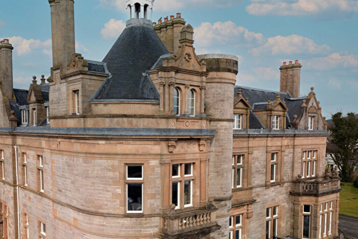 2 Bedroom Flat For Sale In ‘The Dome’, Cairndhu House & Estate, Helensburgh, G84