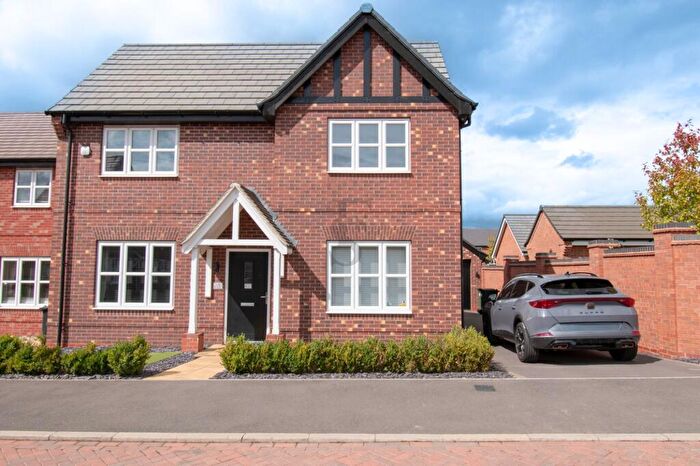 4 Bedroom Detached House For Sale In Tollgate Close, Oadby, LE2