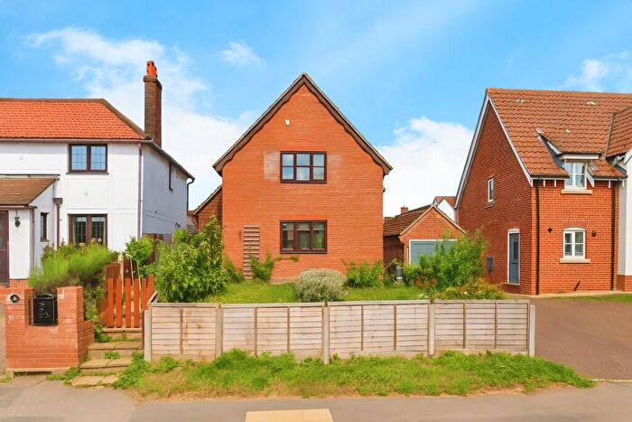3 Bedroom Detached House To Rent In Ongar Road, Great Dunmow, Essex, CM6