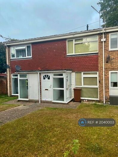 2 Bedroom Terraced House To Rent In Wildman Close, Gillingham, ME8