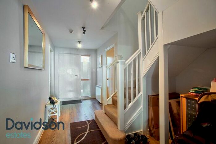 3 Bedroom Flat To Rent In Wharfside Street, City Centre, Birmingham, B1