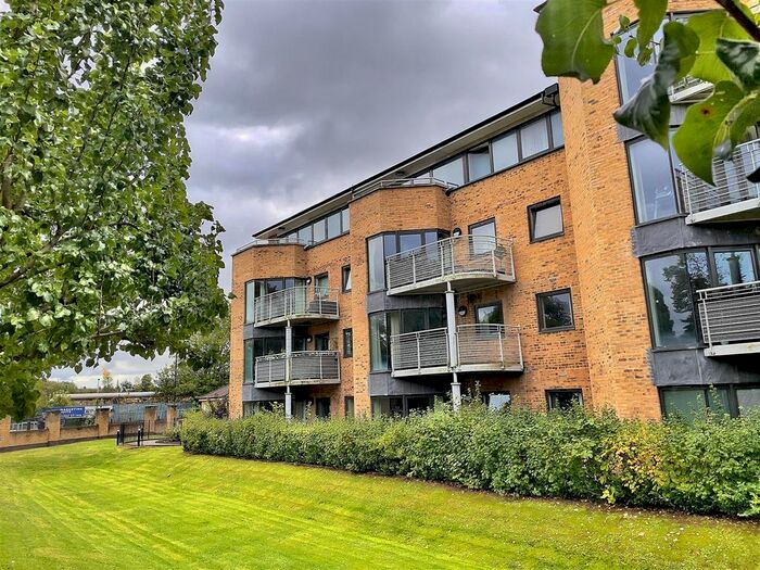 2 Bedroom Flat To Rent In Eboracum Way, Guildhall, York YO31
