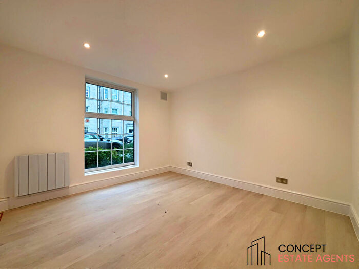 2 Bedroom Apartment To Rent In Malden Court, West Barnes Lane, New Malden, Surrey, KT3