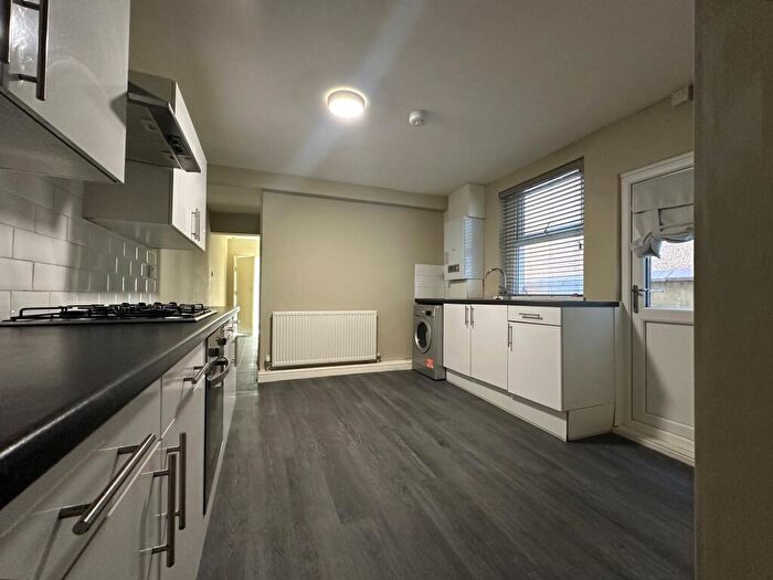 2 Bedroom Flat To Rent In Heysham Road, Morecambe, LA3