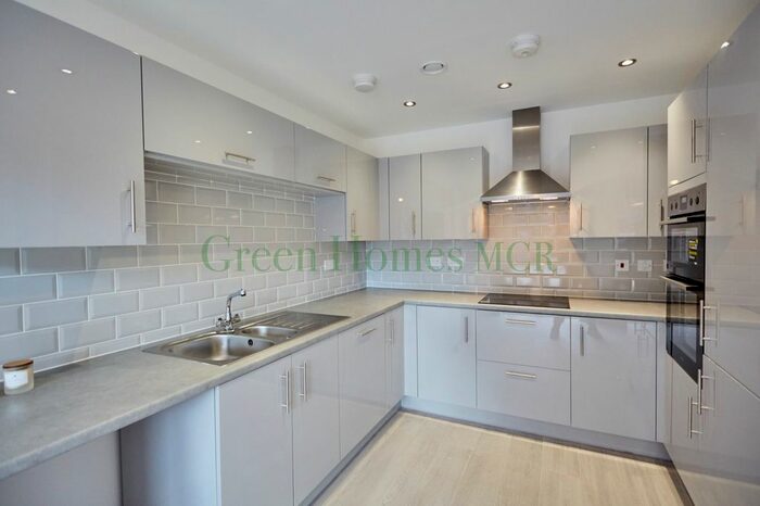 3 Bedroom Semi-Detached House To Rent In Scanlon Lane, Salford, M5