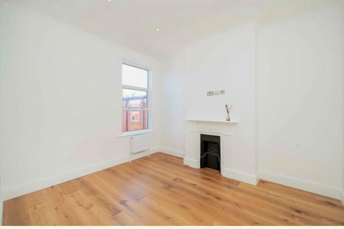 2 Bedroom Flat To Rent In Burrows Road, London, NW10