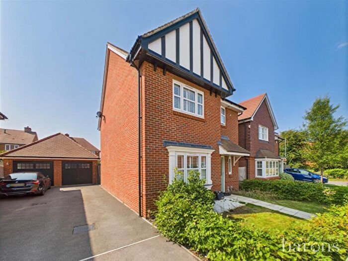 3 Bedroom Detached House For Sale In Church Acre, Oakley, Basingstoke, RG23