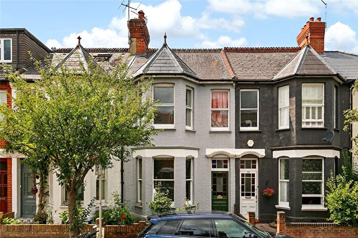 4 Bedroom Terraced House For Sale In Duncan Road, Richmond, TW9