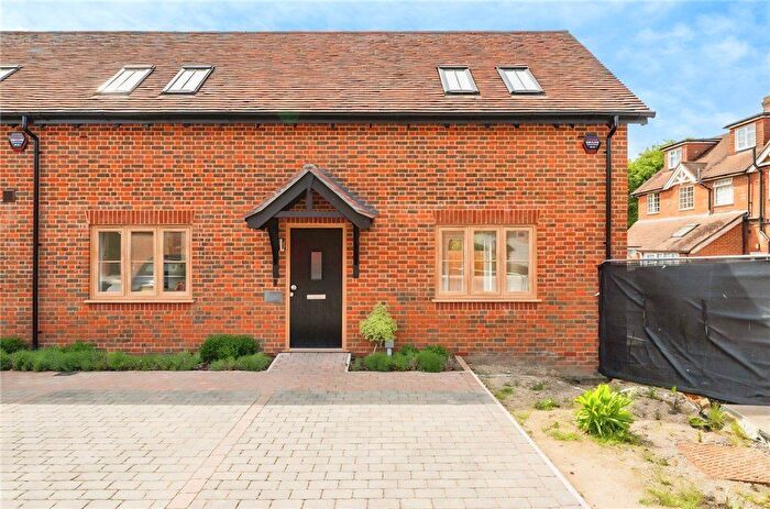 2 Bedroom Detached House For Sale In Embley Park, Romsey, Hampshire, SO51