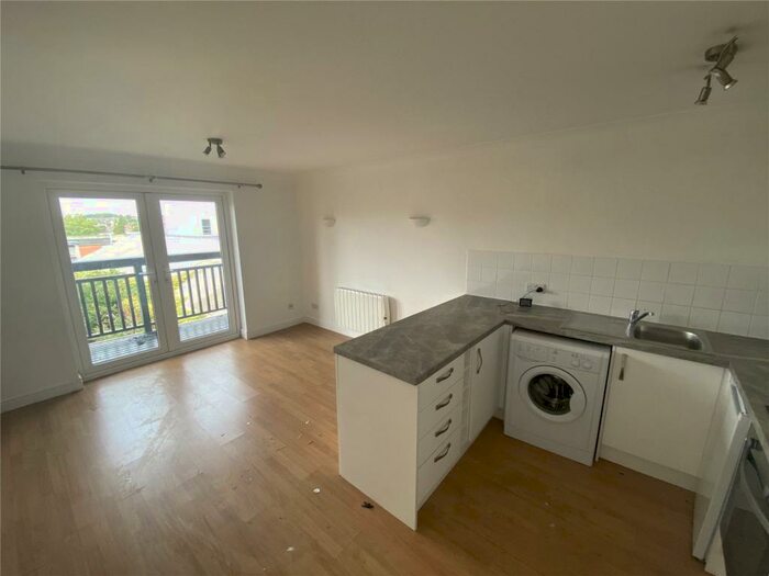 1 Bedroom Apartment To Rent In Greenbank Court, Sherwood, Nottingham, NG5