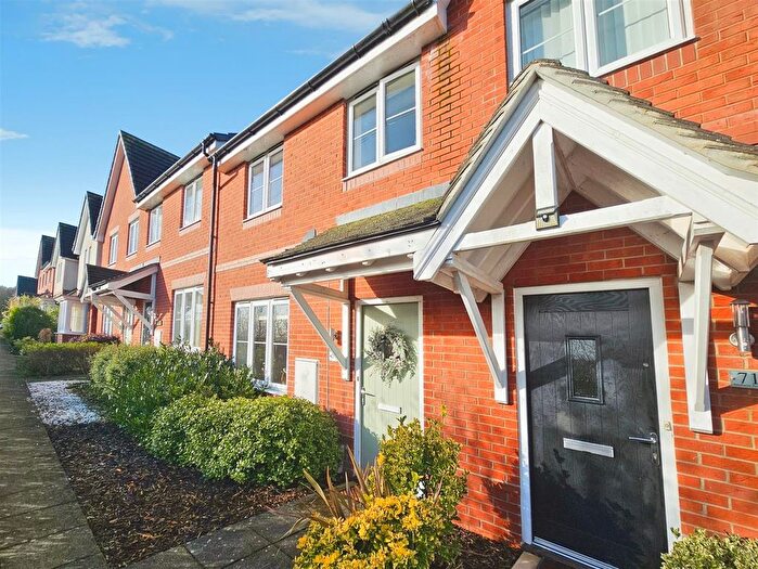 3 Bedroom Town House For Sale In Sandiacre Avenue, Stoke-On-Trent, ST6