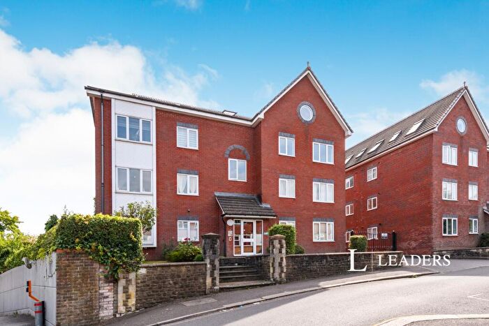1 Bedroom Flat To Rent In Chapel Road, Redhill, RH1