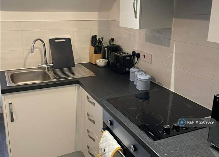 1 Bedroom Flat To Rent In Genesta Road, Westcliff-On-Sea, SS0