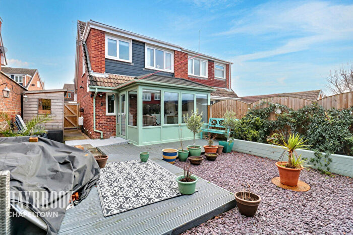 3 Bedroom Semi-Detached House For Sale In Glenwood Crescent, Chapeltown, S35