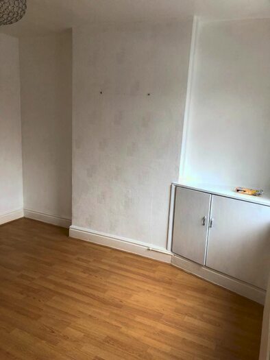 3 Bedroom Terraced House To Rent In Chessher Street, Hinckley LE10