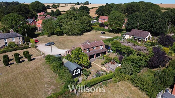 3 Bedroom Detached House For Sale In Church Walk, Skendleby, Spilsby, PE23