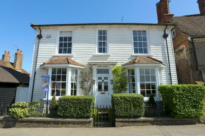 3 Bedroom Detached House For Sale In The Street, Bredgar, Sittingbourne, ME9