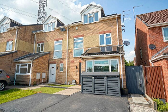 4 Bedroom Detached House For Sale In Nascot Close, Bramley, Rotherham, South Yorkshire, S66