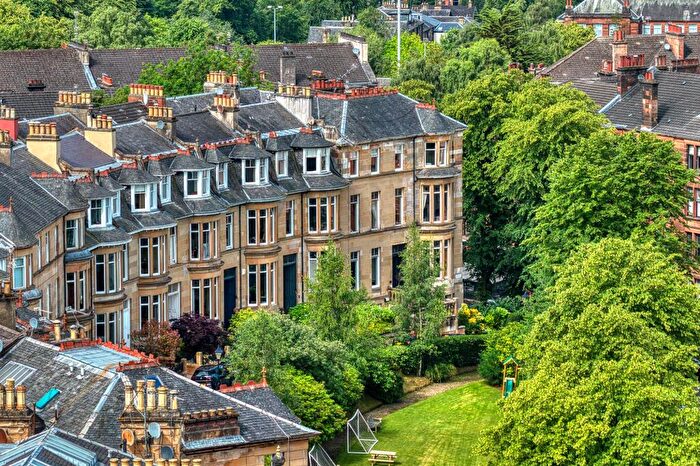2 Bedroom Apartment For Sale In Princes Gardens, Dowanhill, Glasgow, G12
