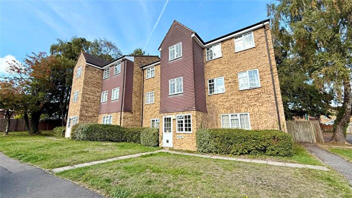1 Bedroom Apartment To Rent In Crofton Close, Bracknell, Berkshire, RG12