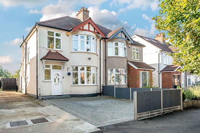 3 Bedroom Semi-Detached House For Sale In West Way, Edgware, HA8