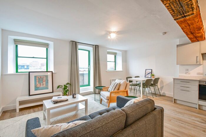 1 Bedroom Flat To Rent In The Calls, Leeds, LS2