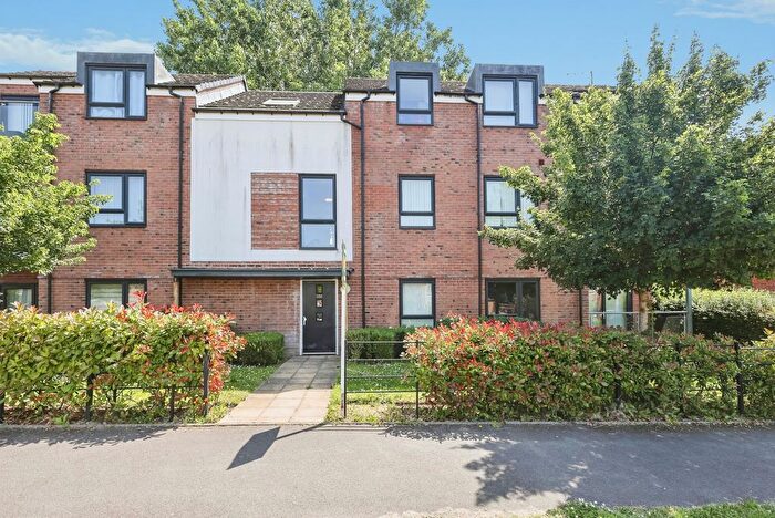 1 Bedroom Flat For Sale In Frogmill Road, Birmingham, West Midlands, B31