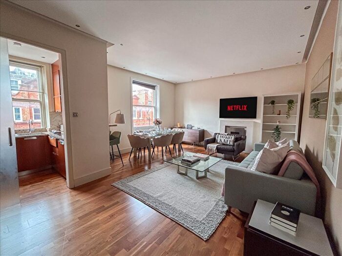 2 Bedroom Flat To Rent In Egerton Gardens, London, SW3