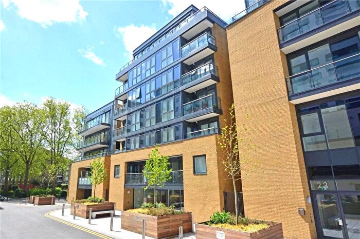 3 Bedroom Apartment To Rent In Drew House, Wharf Street, Deptford, London, SE8
