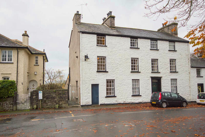 2 Bedroom End Of Terrace House To Rent In Heversham, Milnthorpe, Cumbria, LA7