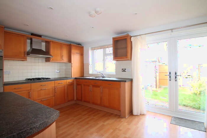 3 Bedroom House To Rent In Ingram Road, Dartford, DA1