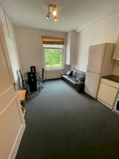 1 Bedroom Flat To Rent In Fordwych Road, London, NW2