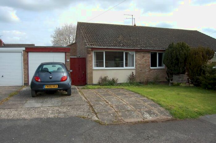 2 Bedroom Semi-Detached Bungalow For Sale In Brookside Close, Yelvertoft, Northampton, NN6