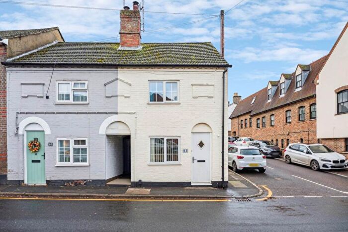 2 Bedroom Semi-Detached House For Sale In Akeman Street, Tring, HP23