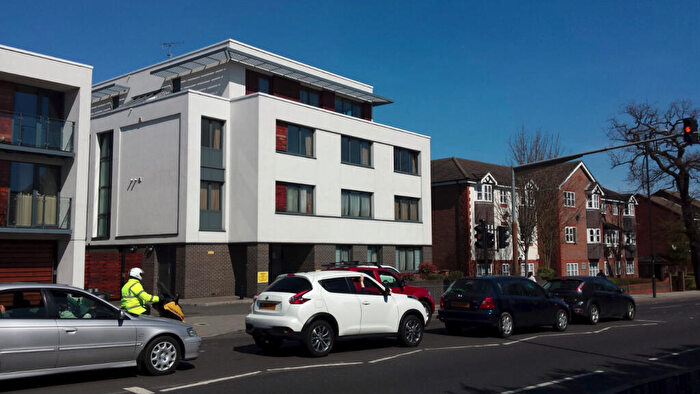 2 Bedroom Flat To Rent In Kenton Road, Harrow, HA3
