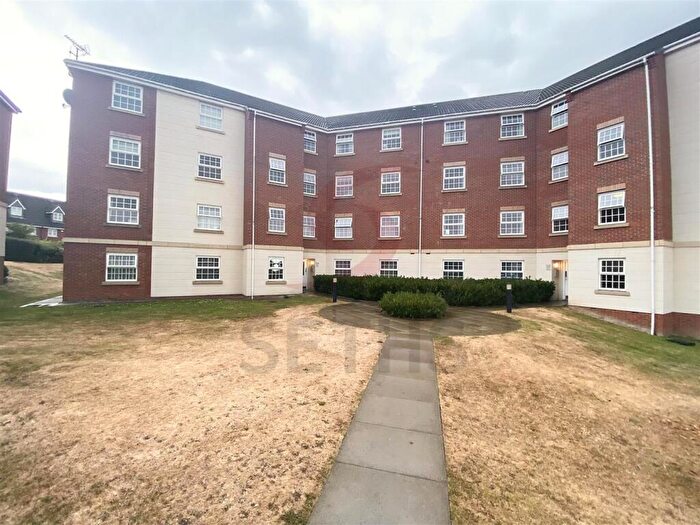 2 Bedroom Flat To Rent In Birkby Close, Hamilton, Leicester, LE5