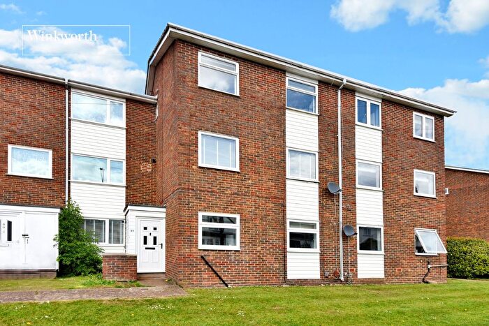 1 Bedroom Flat For Sale In Abbotts Road, Cheam, Sutton, SM3