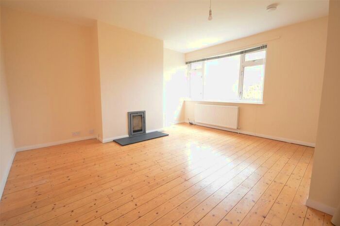 3 Bedroom Terraced House To Rent In Alpine Gardens, Bath, Somerset, BA1
