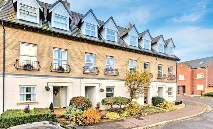 3 Bedroom End Of Terrace House To Rent In Robin Crescent, Colchester, Essex, CO3