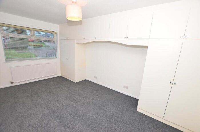 2 Bedroom Detached Bungalow To Rent In Lambourn Drive, Allestree, Derby, DE22