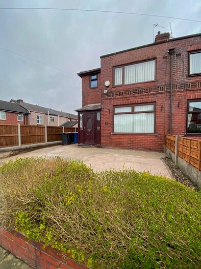 3 Bedroom Semi-Detached House To Rent In Egerton Road, Manchester, M28