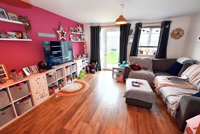 2 Bedroom Semi-Detached House For Sale In Bembridge Drive, Kingsthorpe Hollow, Northampton, NN2