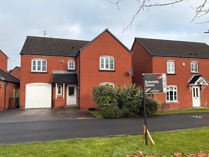 4 Bedroom Detached House To Rent In Douglas Avenue, Wesham, PR4